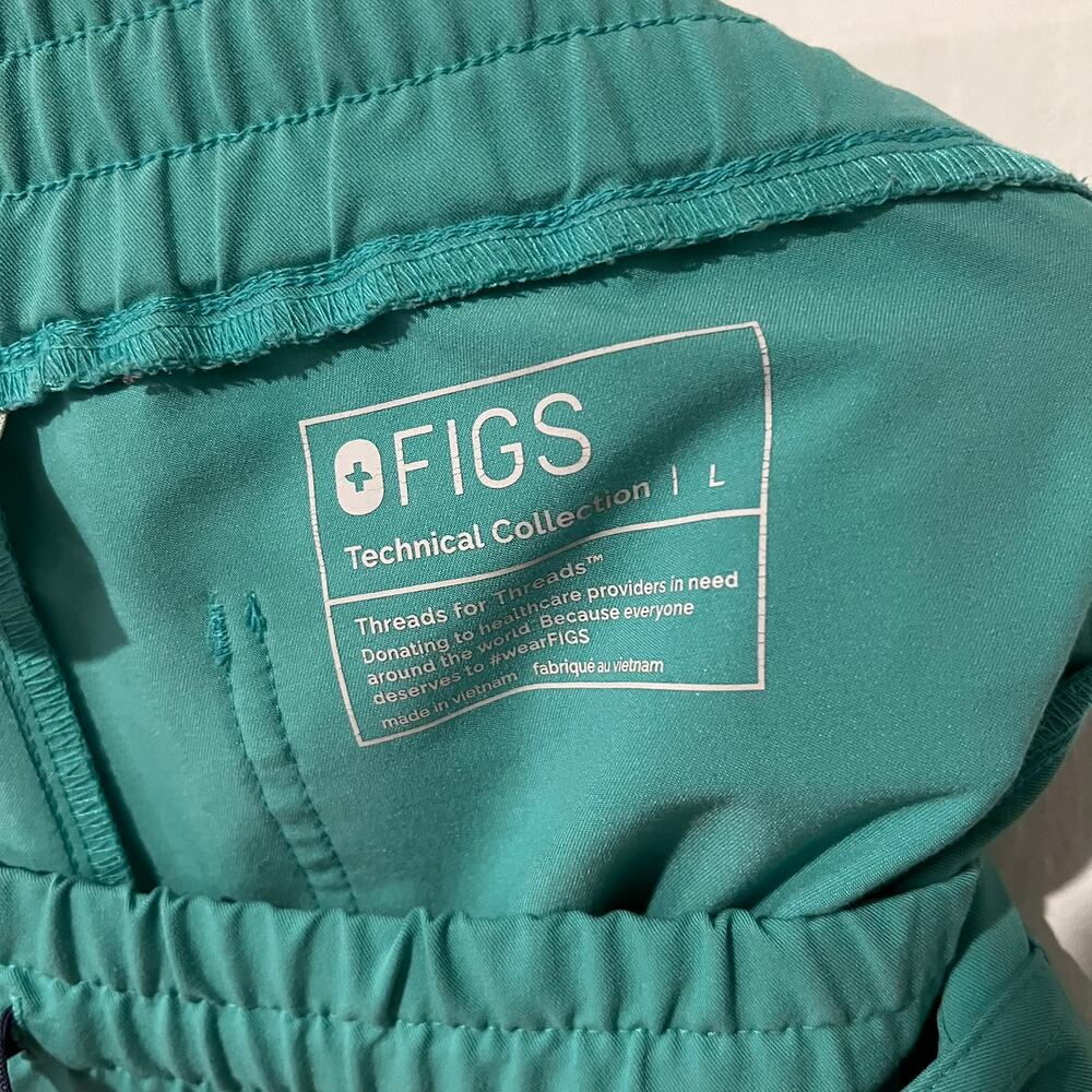 FIGS Yola Technical Collection Scrub Pants - Picture 8 of 9
